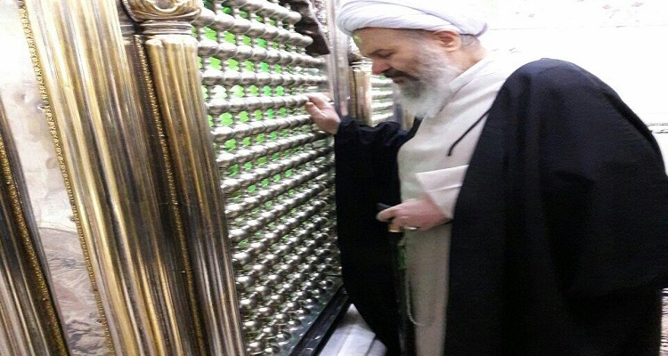 آستان فرزند امام پنجم شیعیان غبارروبی و عطرافشانی شد